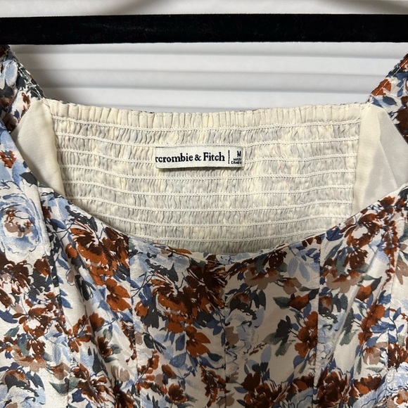 Abercrombie Puff Sleeve Shine Cotton Squareneck Top - Picture 6 of 6